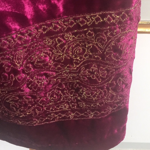 Ladies skirt - Picture 2 of 4